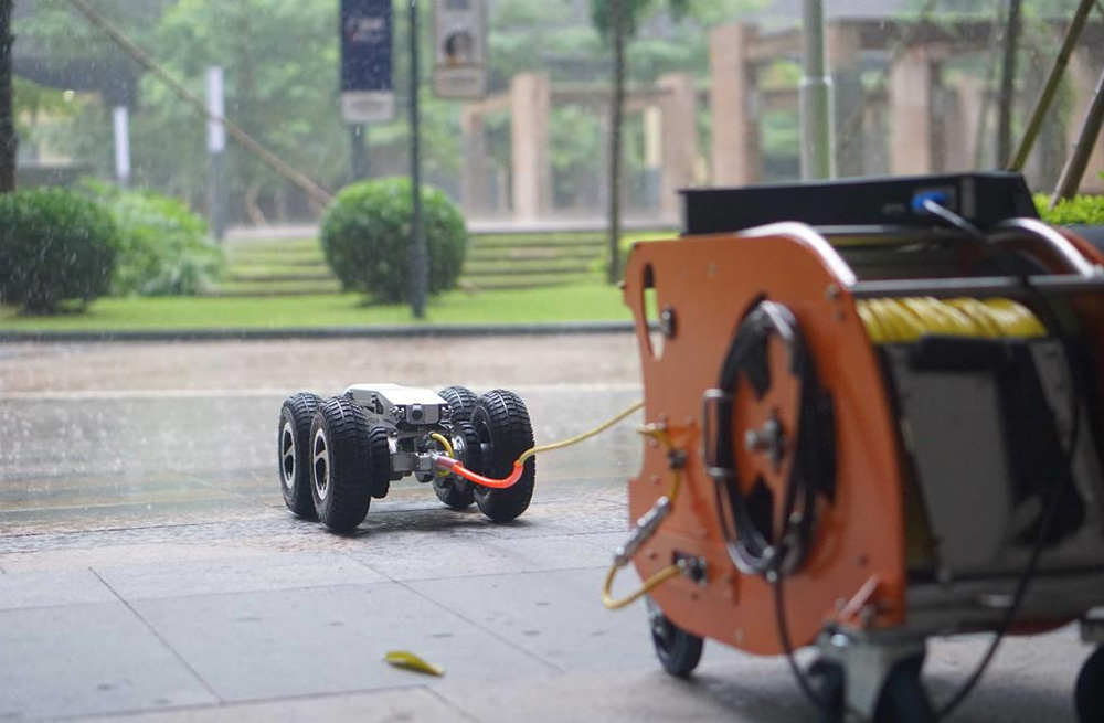 营防管道检测机器人